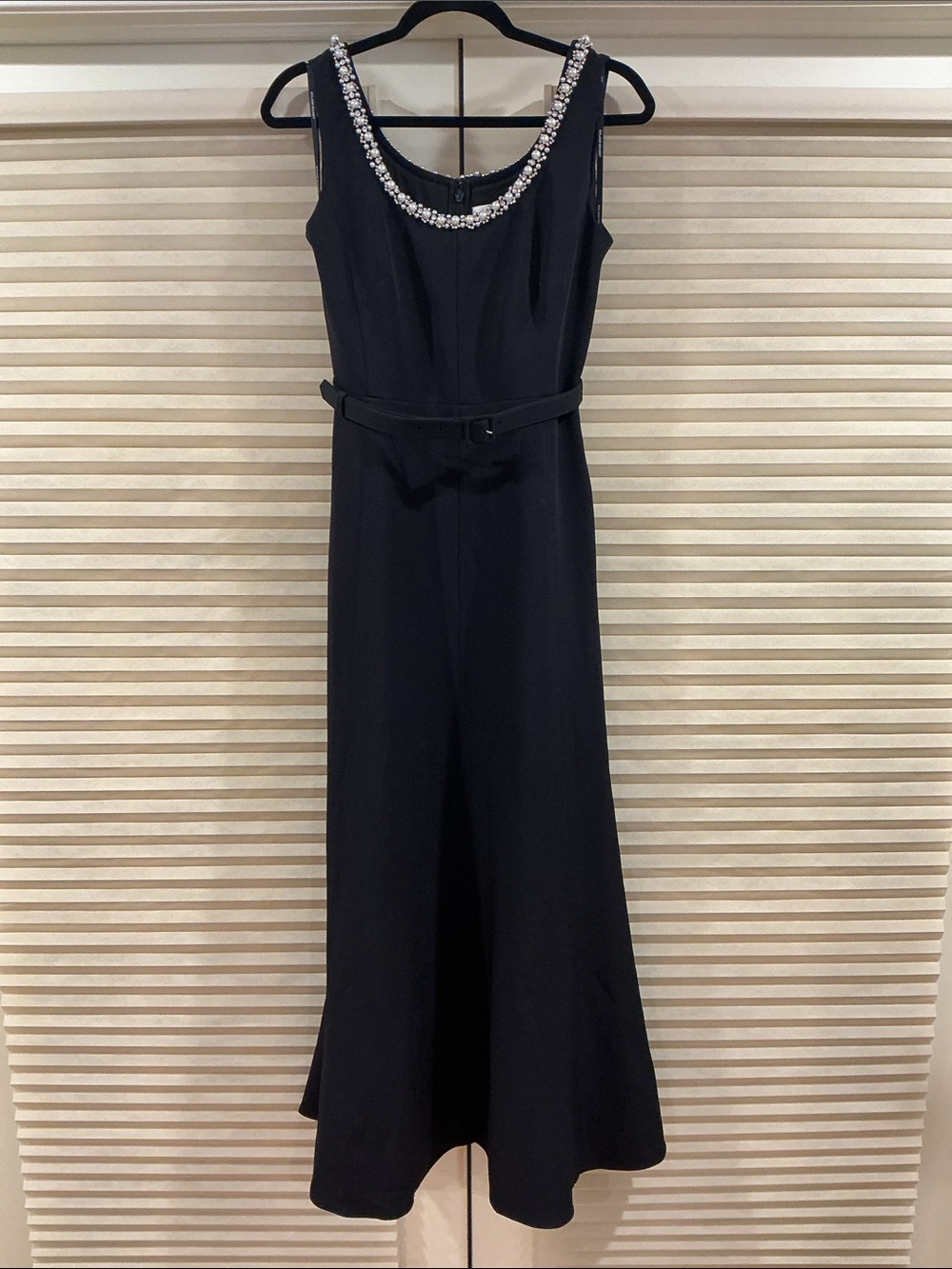NWOT Roland Mouret Black Sleeveless Midi Dress, Size US 6